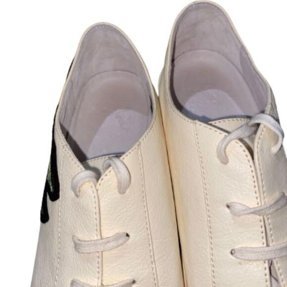 JOIE WOMEN’s CREAM LACE-UP PEBBLED LEATHER SNEAKERS w/ FLOWER APPLIQUE Size-8.5 - Picture 4 of 10